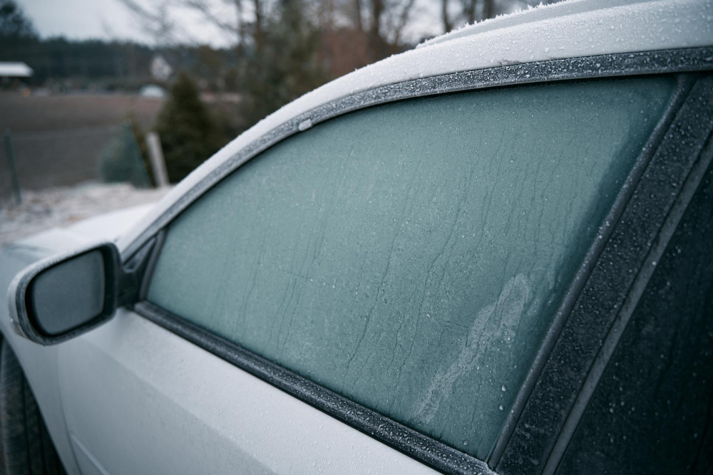 car-is-covered-with-frost-cold-morning-with-vehicle-parked-outside-during-night